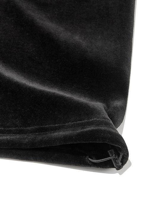 VELVET TURTLENECK PULLOVER, BLACK