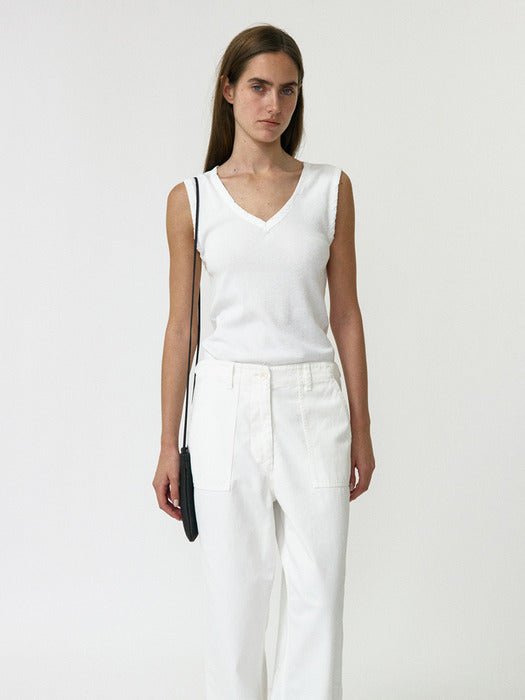 Easy V-Neck Sleeveless Top (White)