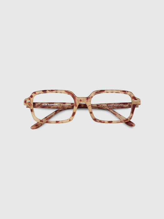 Sunglasses in brown - Premium quality product image