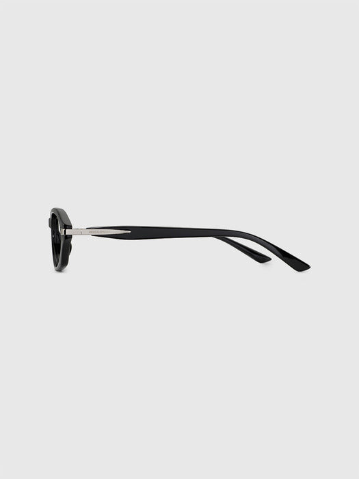 Sunglasses in black - Premium quality product image