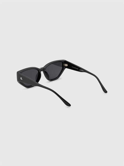 Sunglasses in black - Premium quality product image