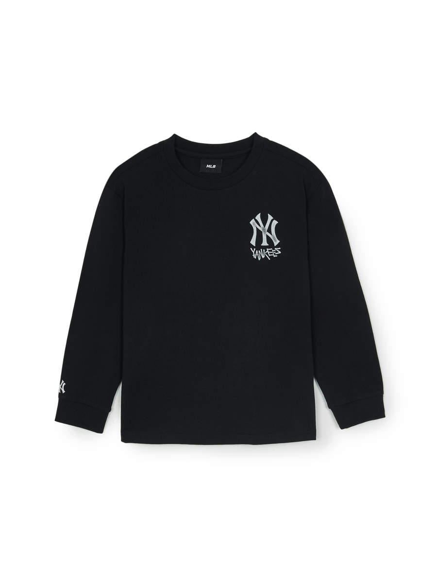 New York Yankees Basic Street Artwork Long Sleeve T-Shirt