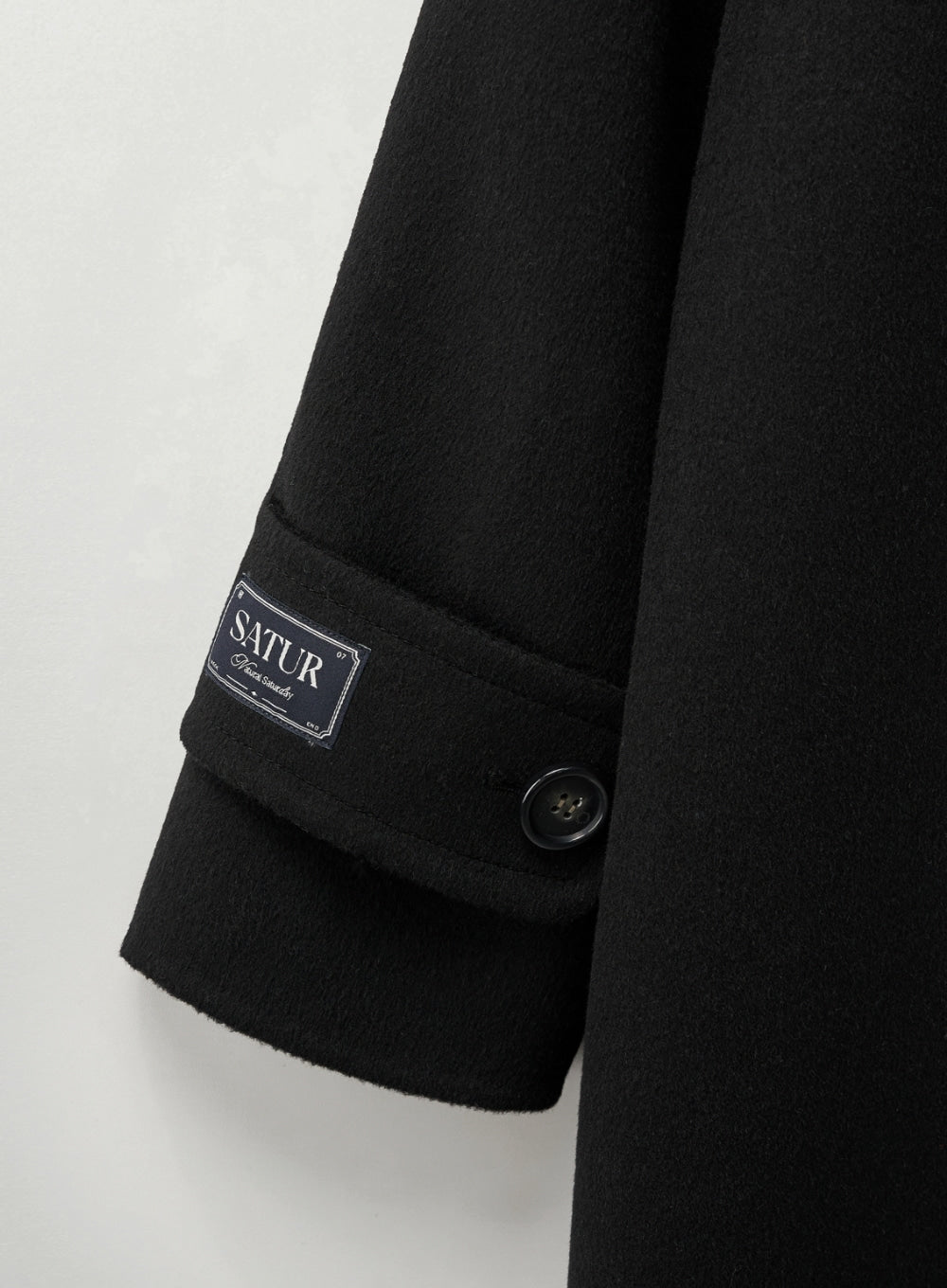 [satur] (W) A-Line Wool Blend Single Coat - Black