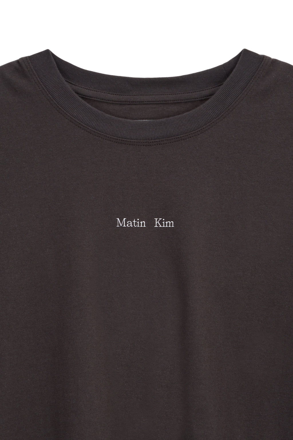 [matinkim] HANGEUL LOGO SMALL ARCHIVE TOP FOR WOMEN IN CHARCOAL