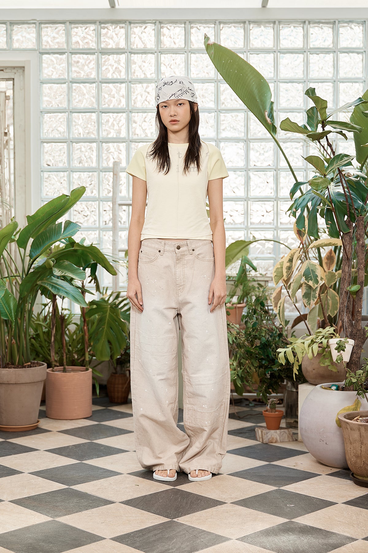 [matinkim] UNBALANCE CUT POINT VINTAGE COTTON PANTS IN BEIGE