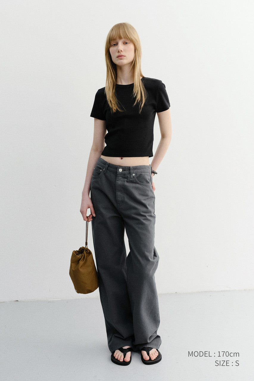 Dunst Cropped Slim Top Black
