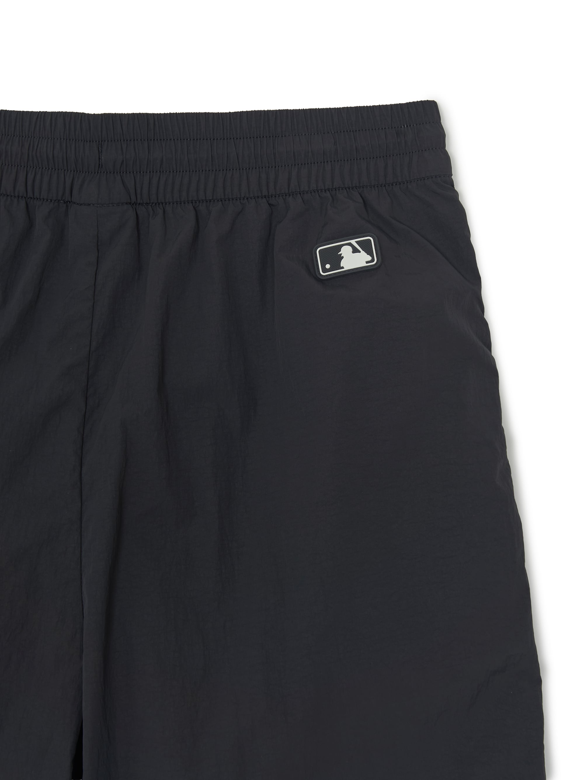 MLB Korea Women's Gorpcore Glossy Shirring 6in Shorts