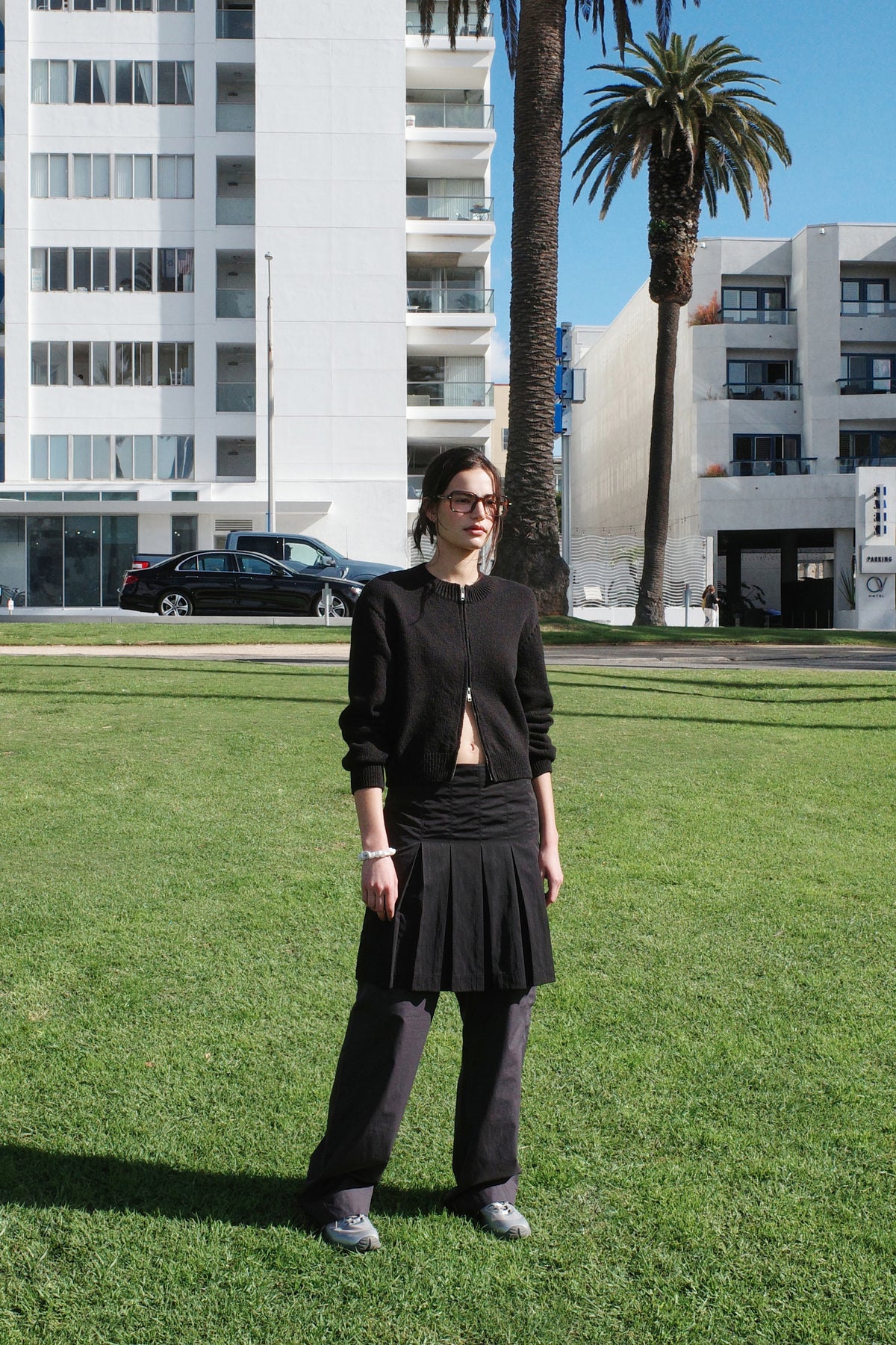 Low Classic Cotton Zip-Up Cardigan Black