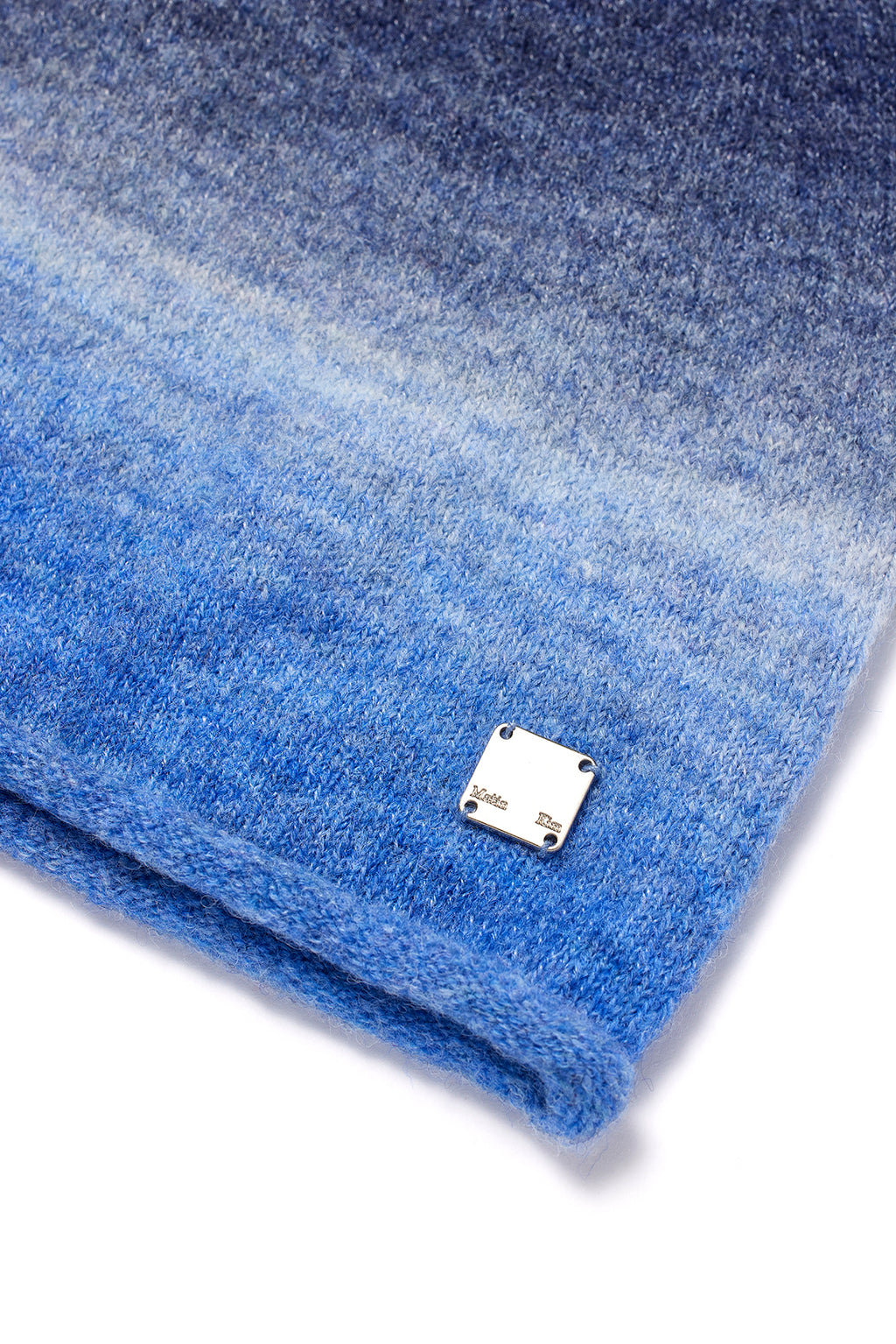 [matinkim] COZY GRADATION BEANIE IN NAVY