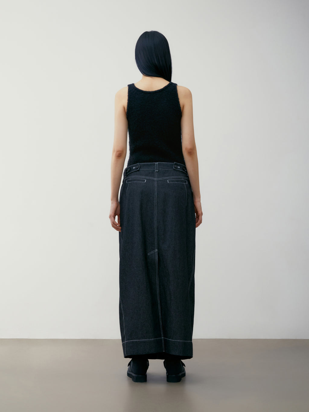 [low_classic] DOUBLE WAIST DENIM LONG SKIRT
BLACK