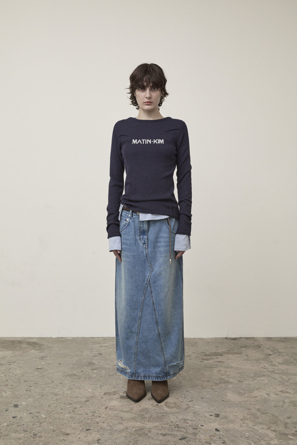 [matinkim] DAMAGE POINT LONG DENIM SKIRT IN BLUE