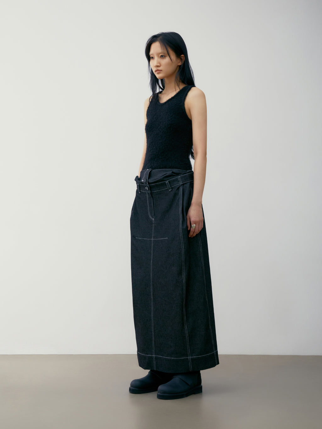 [low_classic] DOUBLE WAIST DENIM LONG SKIRT
BLACK