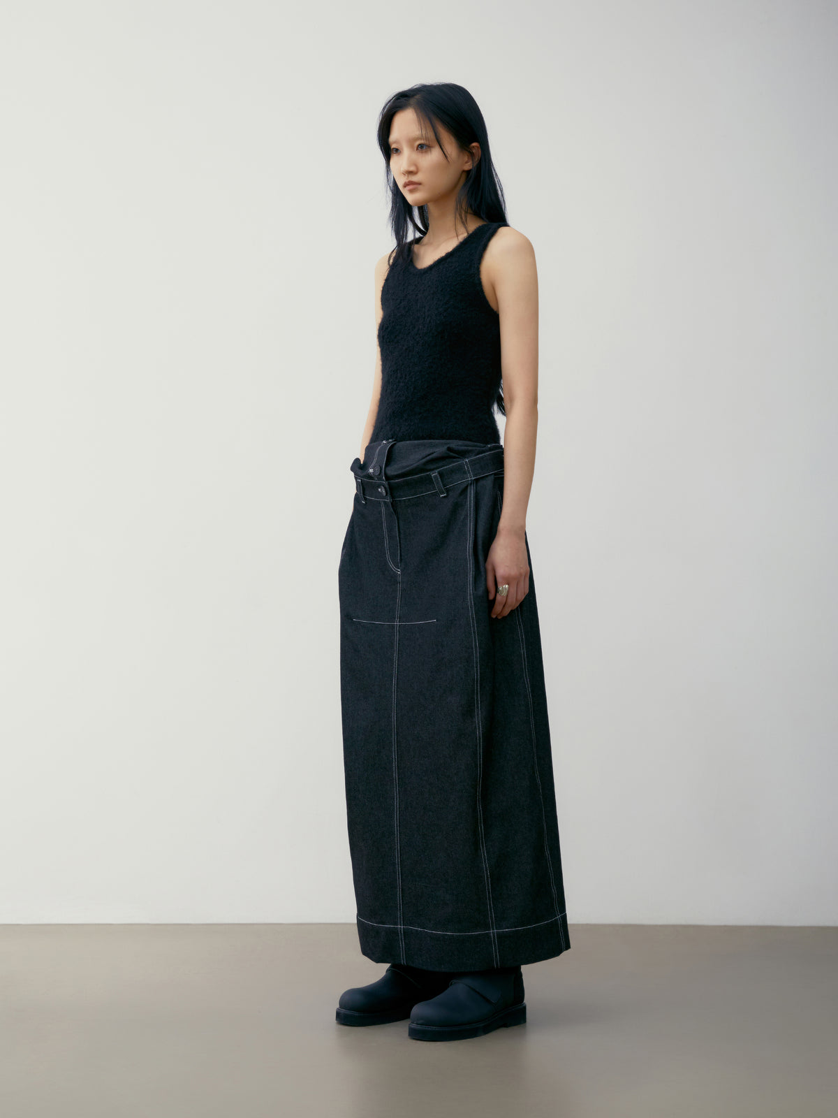 Low Classic Double Waist Denim Long Skirt Black