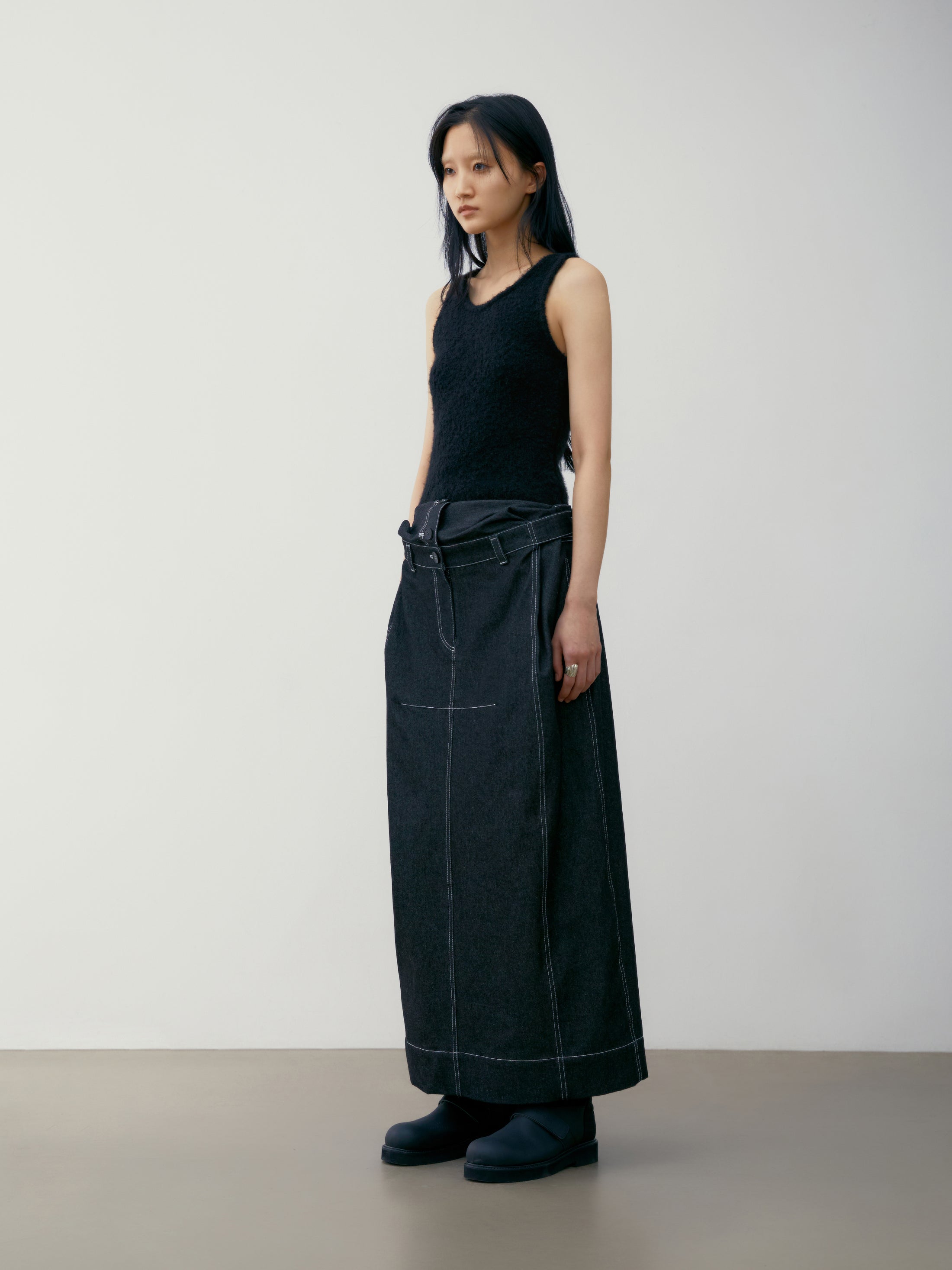 [low_classic] DOUBLE WAIST DENIM LONG SKIRT
BLACK