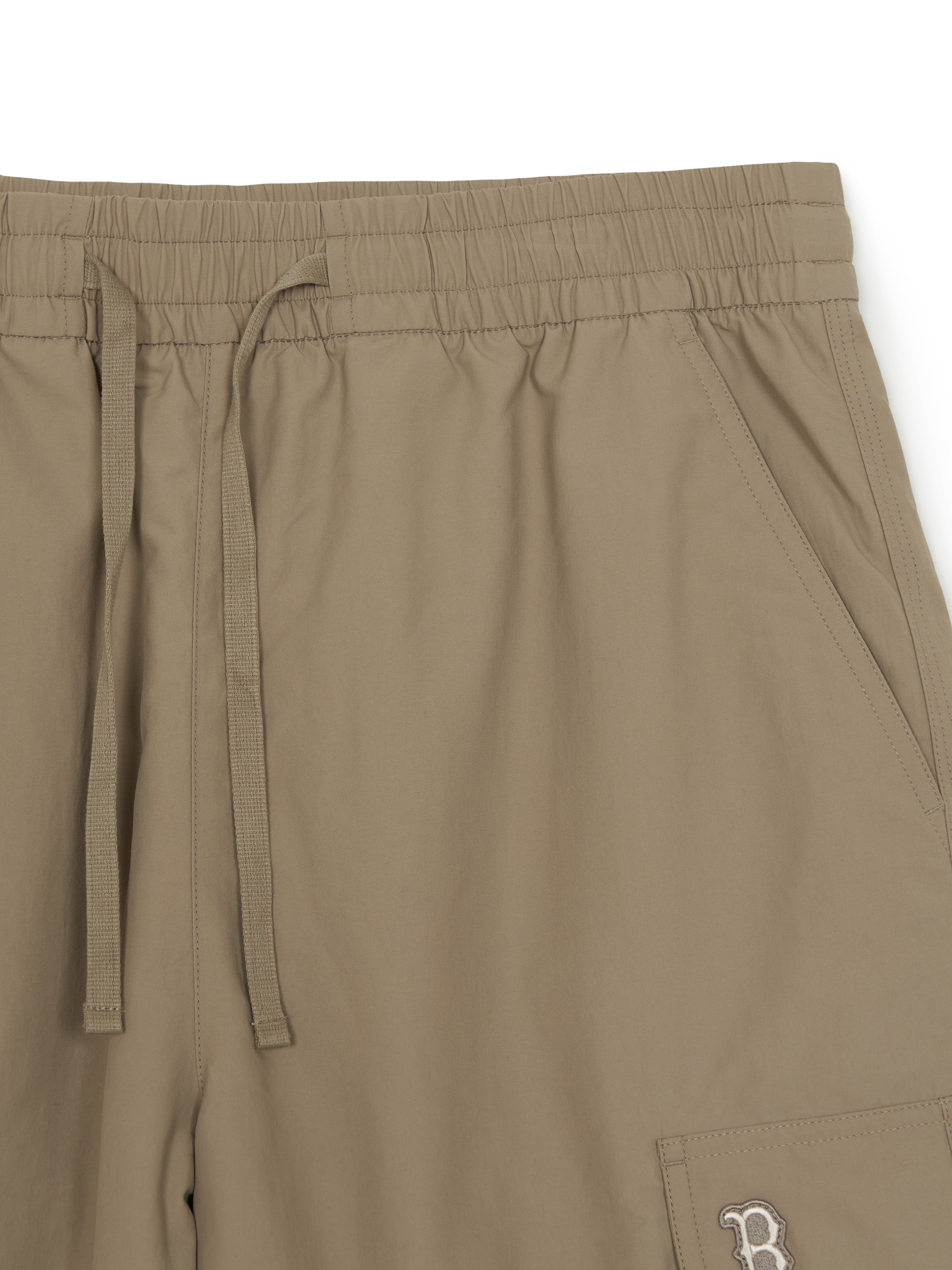 [mlb korea] Light Weight Cotton Touch Strap Cargo 9in Shorts