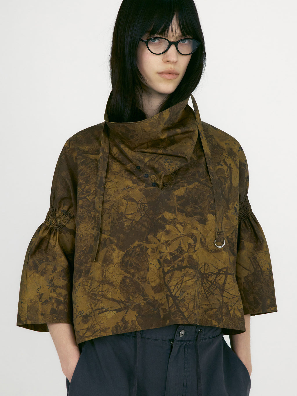 [low_classic] Shirred Sleeve Foulard Top
Camouflage
