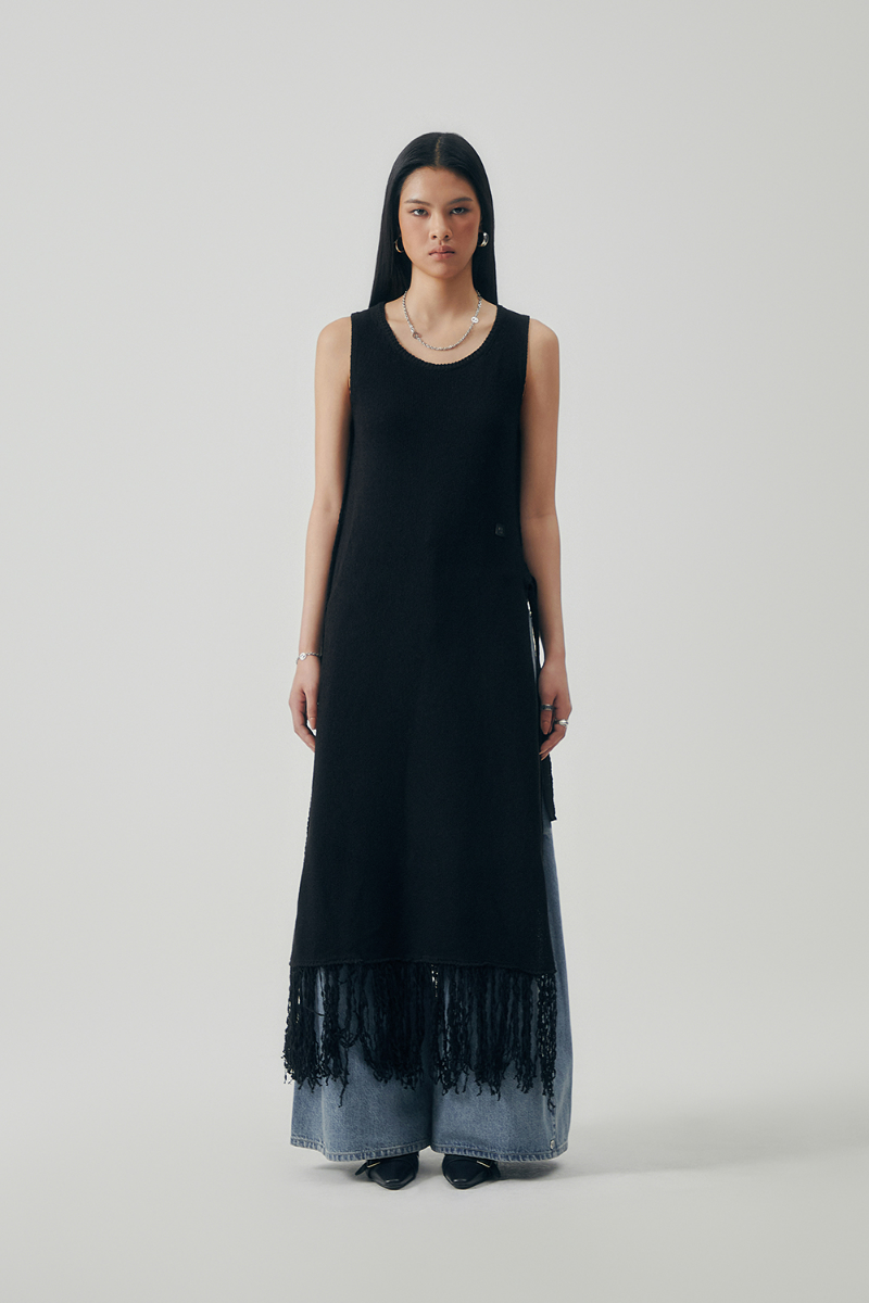 Treemingbird Fringe Flow Sleeveless Knit One-piece Black
