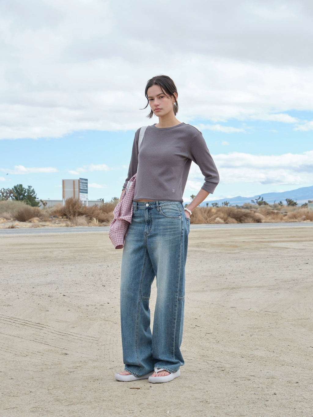 Low Classic Pointell Lace T-Shirt Charcoal
