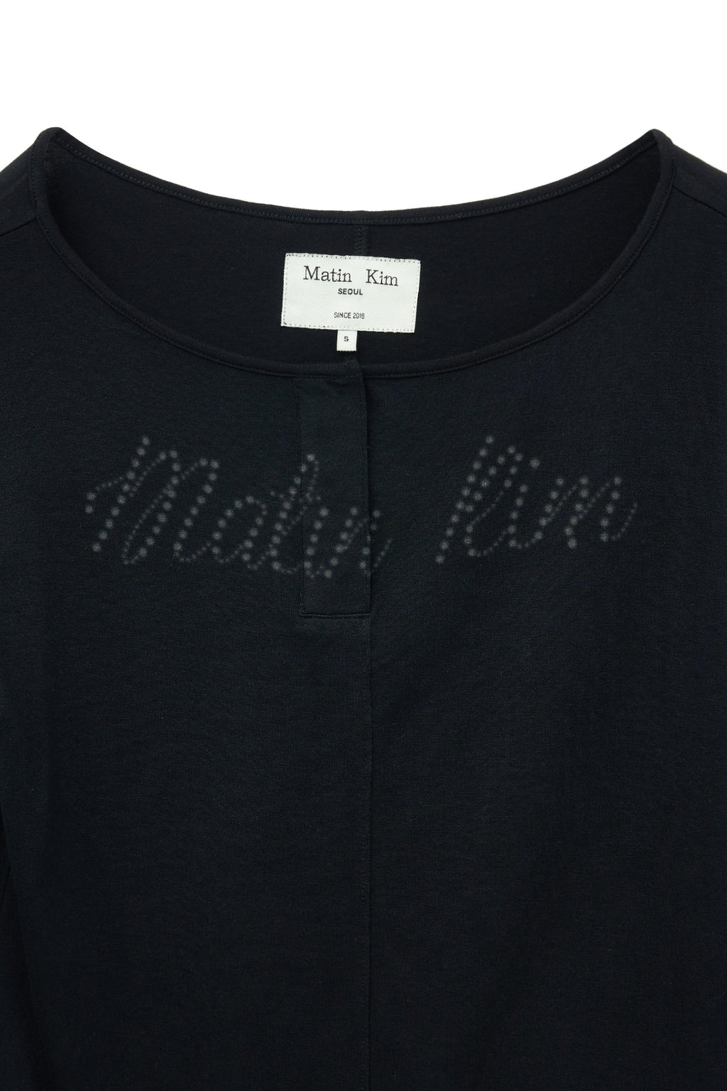 [matinkim] HENLY NECK SHIRRING TOP IN BLACK