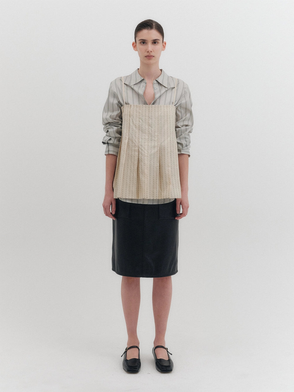 EENK Pleated Sleeveless Top - Cream