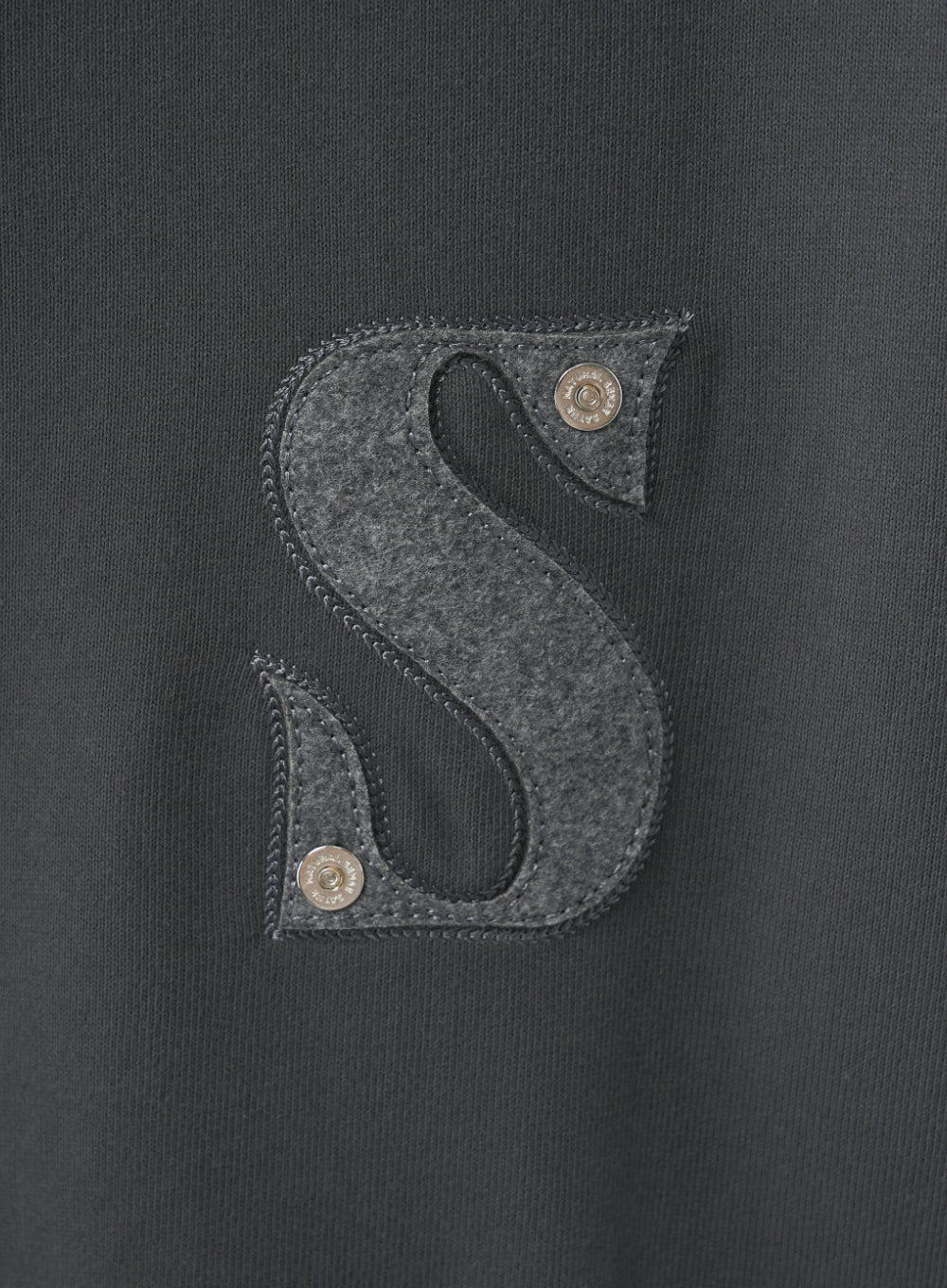 [satur] Small Rivet Applique Pocket Logo Hoodie - Charcoal