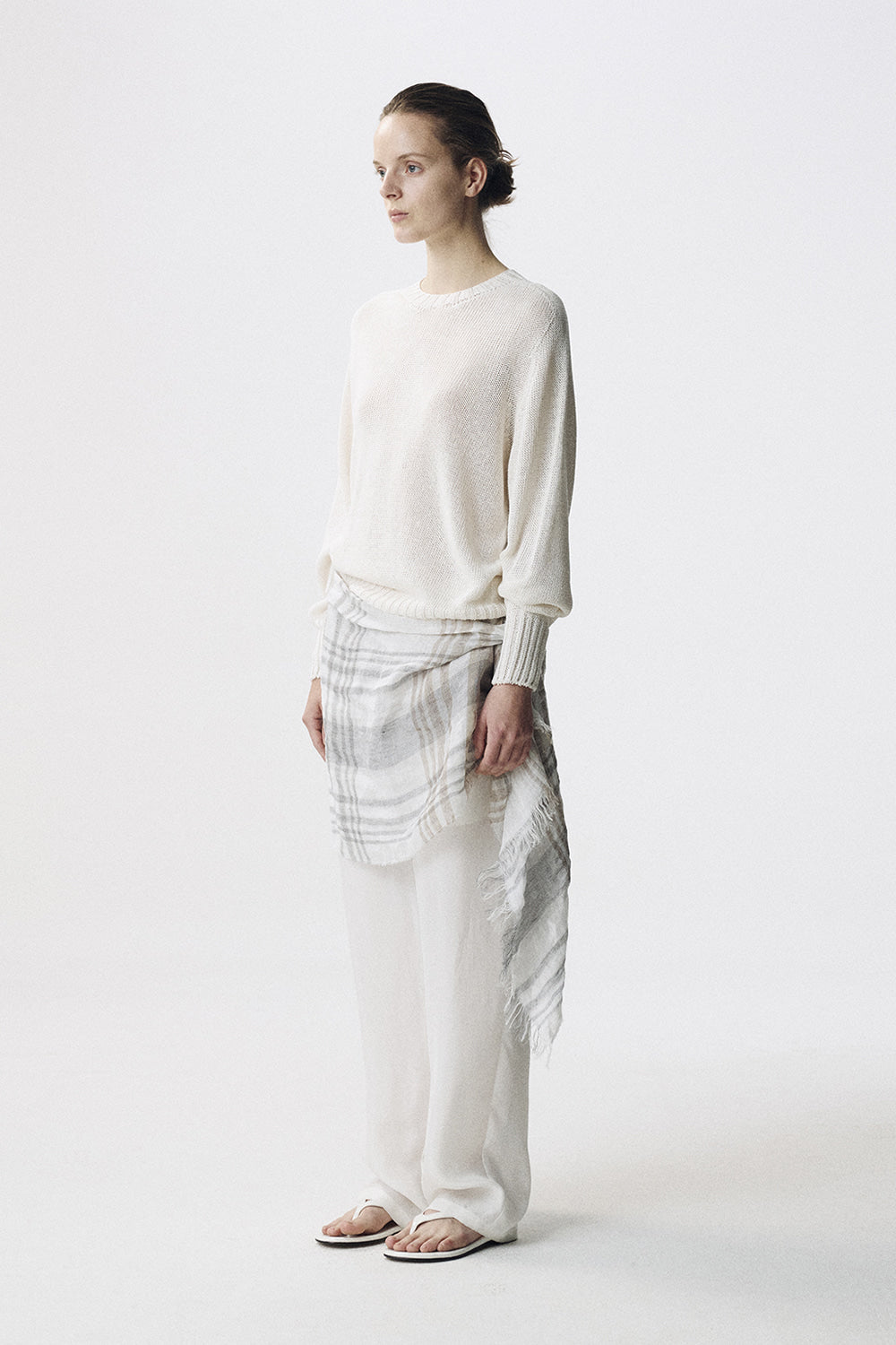 Nothing Written Light mesh pullover knit (White)