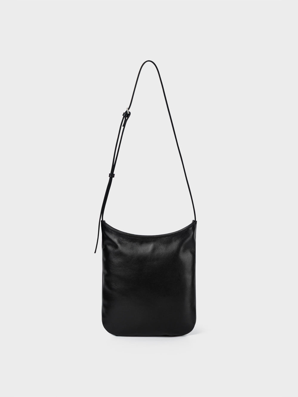 Low Classic Rho Bag Black