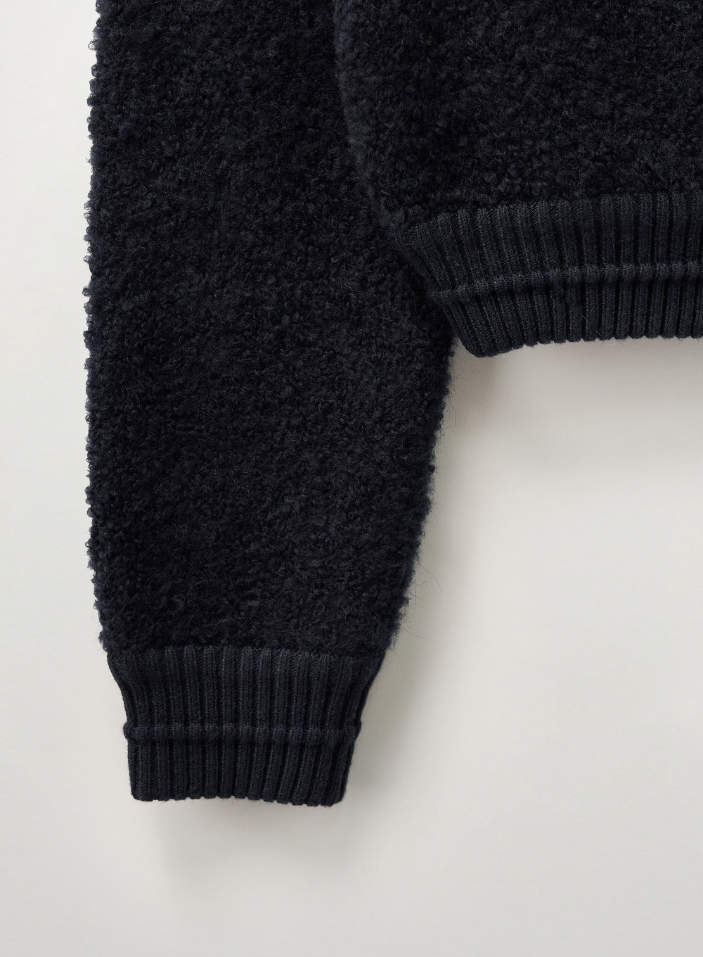 [satur] (W) Boucle Crew Neck Cardigan - Navy