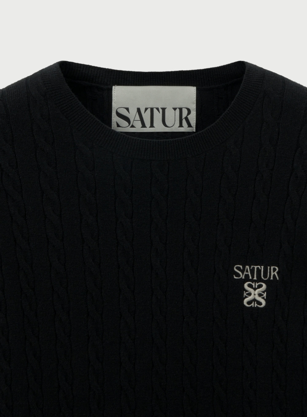 [satur] Plain Cable Crew Neck Knit - Black