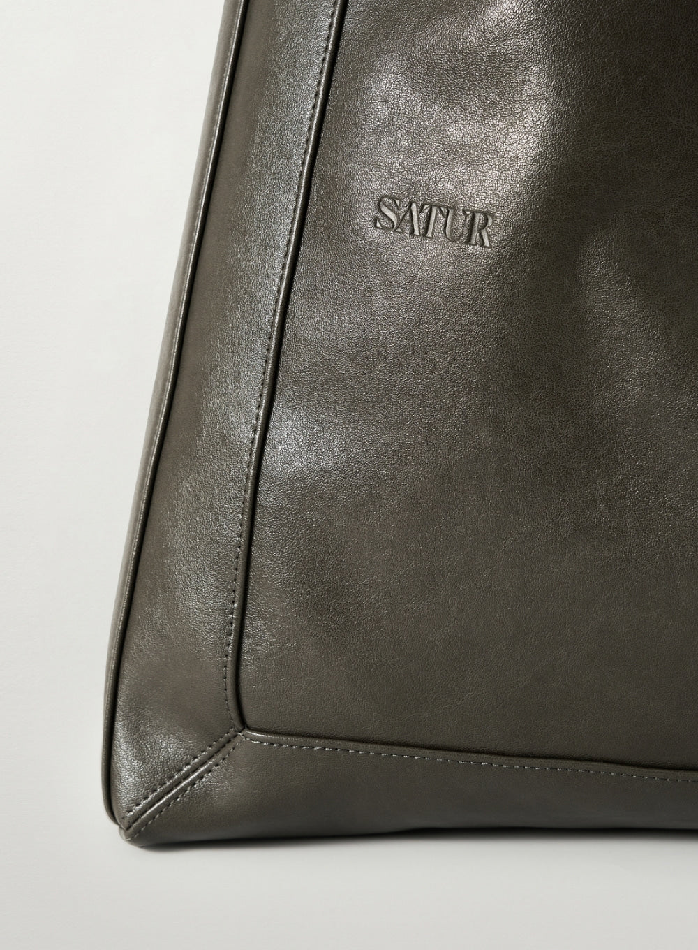 [satur] Classic Boat Bag - Charcoal