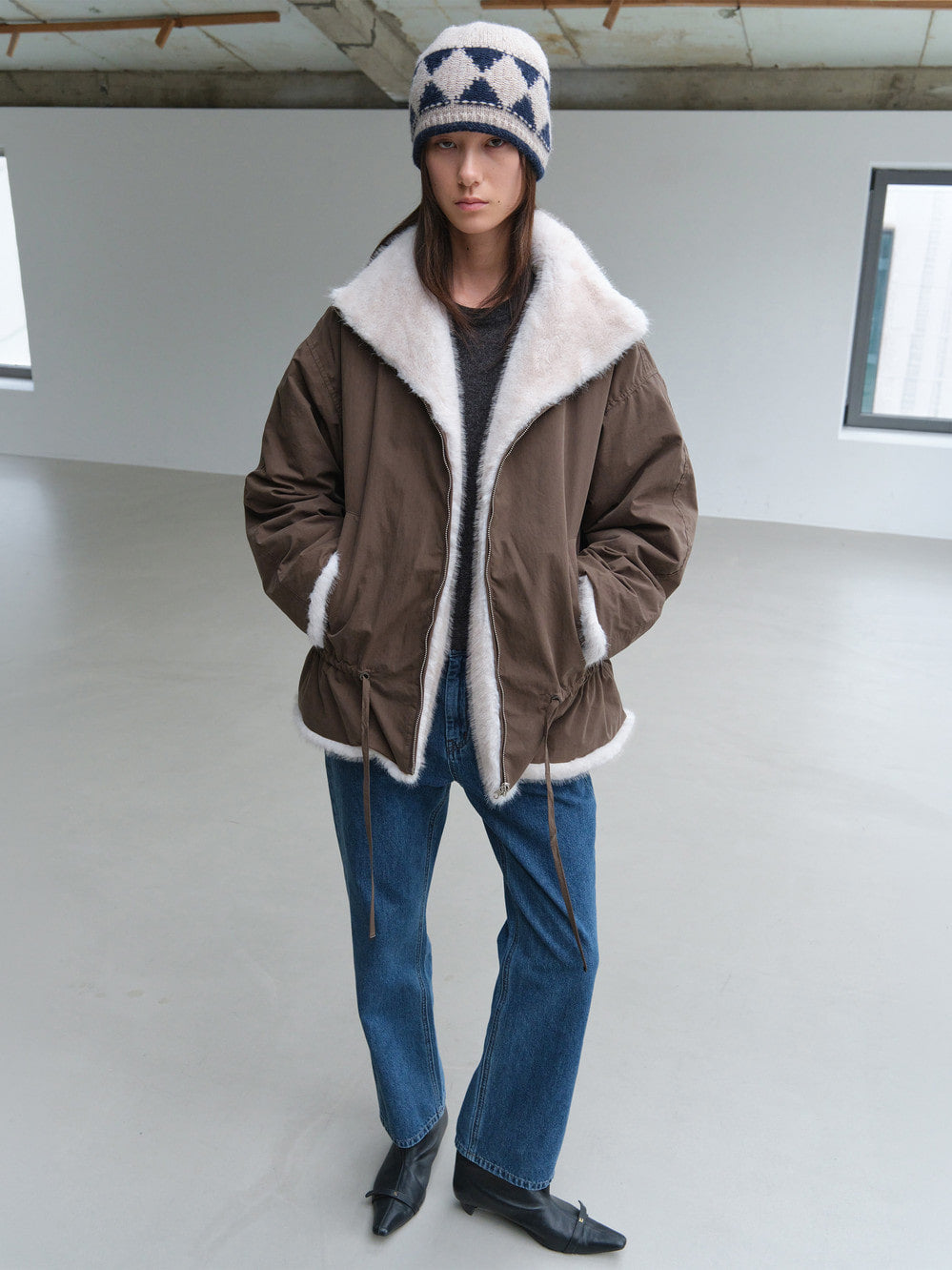 Low Classic Reversible Fur Jumper Khaki