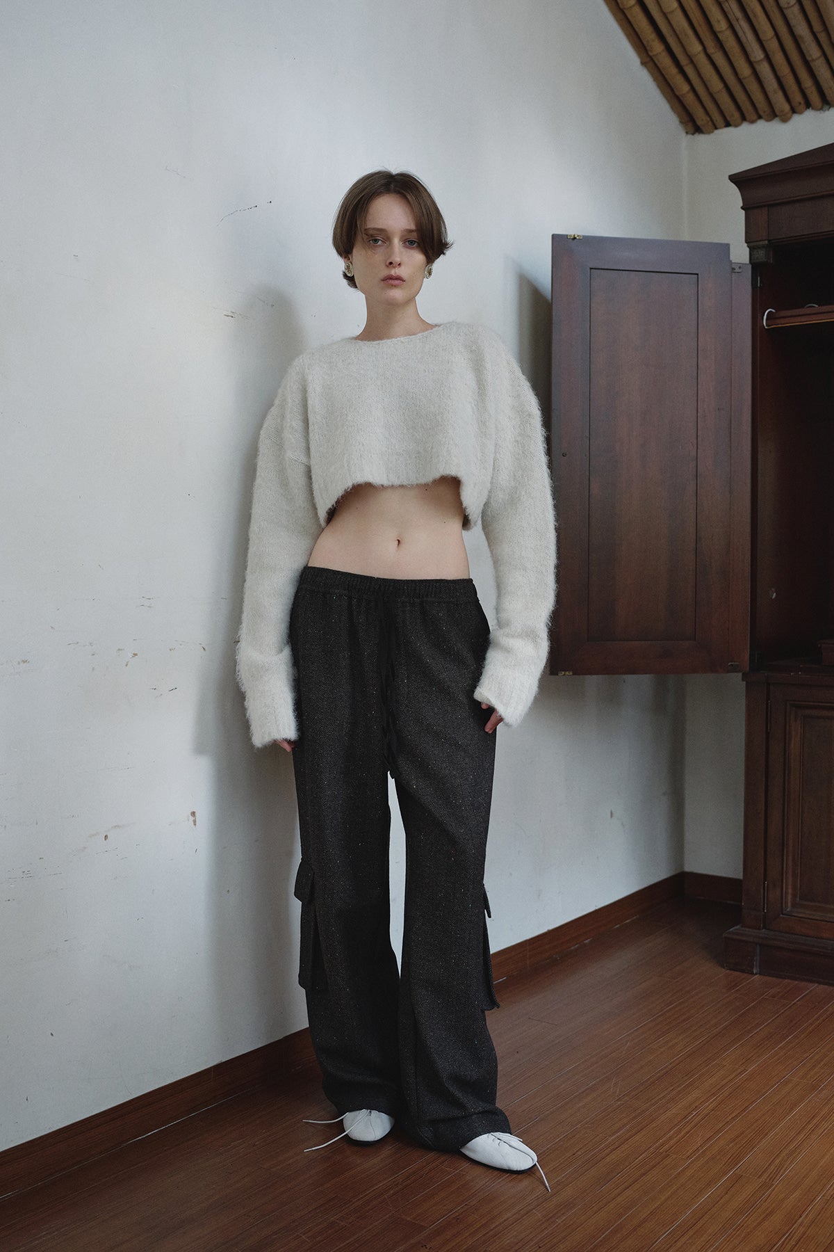 Overdueflair Hairy Wool Crop Knit Ivory