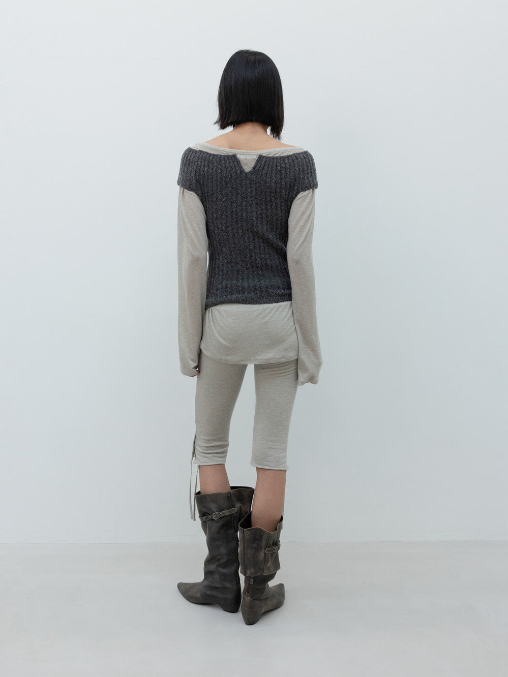 Low Classic Off-Shoulder Wool Knit Charcoal