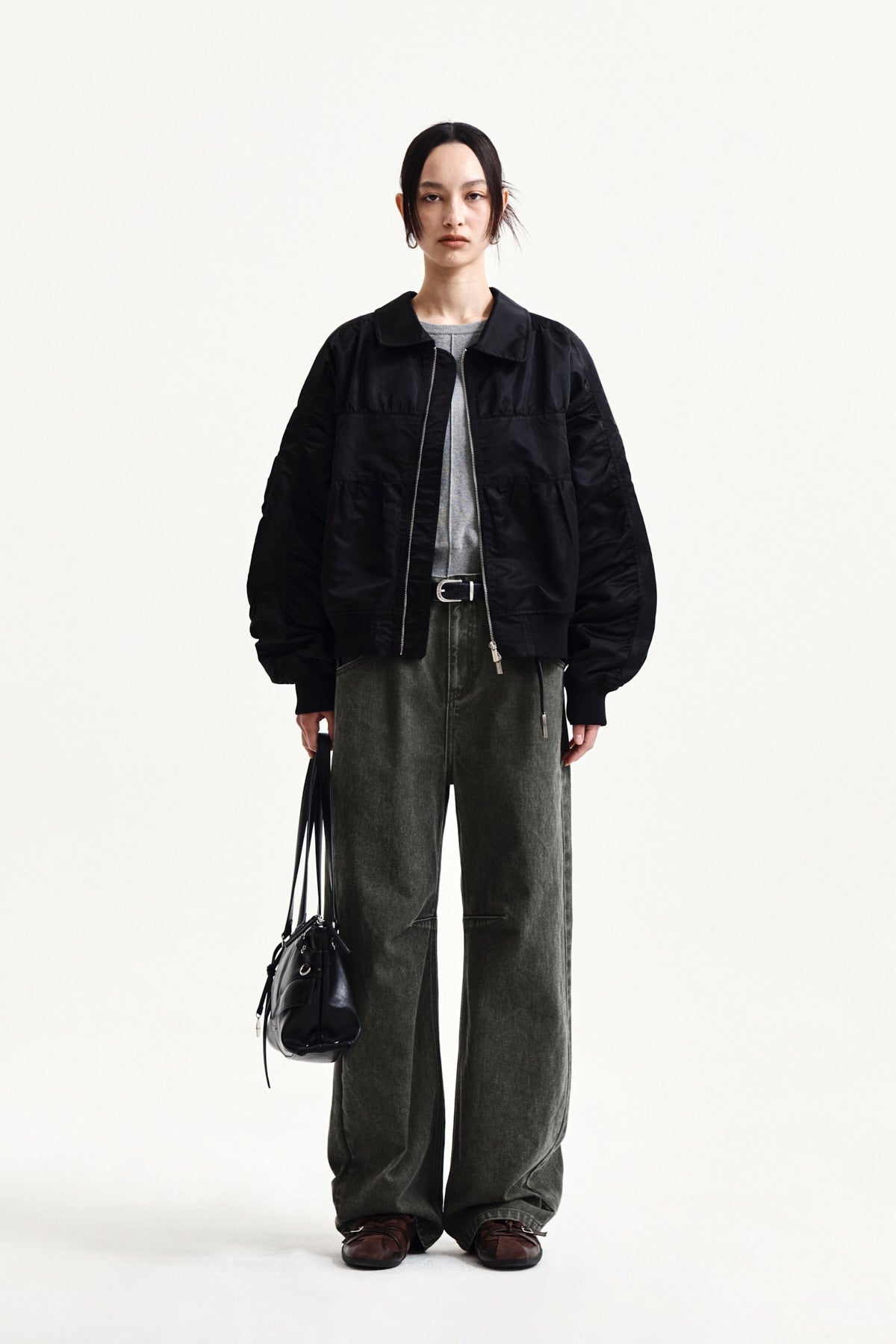 [matinkim] Dart Point Denim Pants IN Khaki