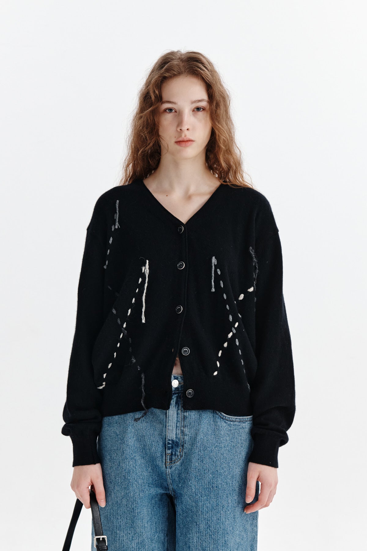 [matinkim] ARGYLE STITCH CARDIGAN IN BLACK