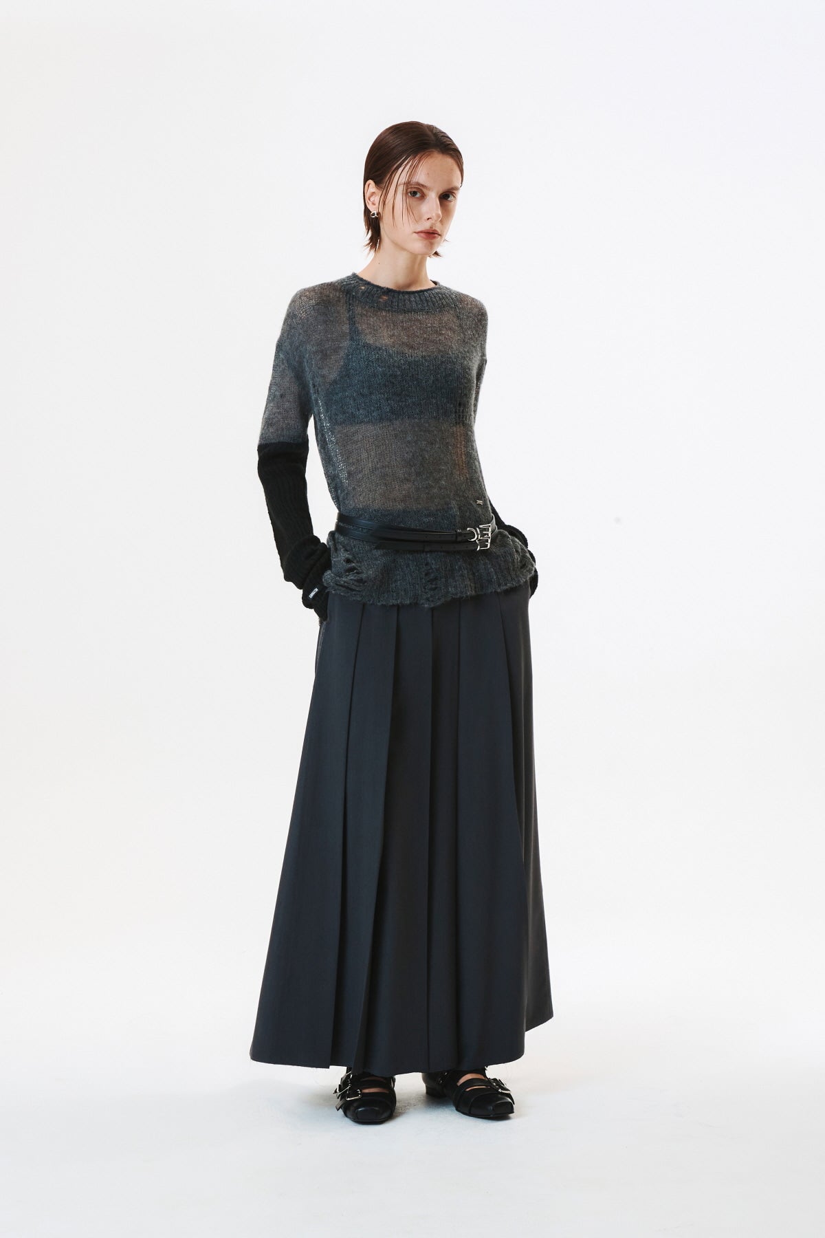 Matinkim Unbalance Pleats Pants IN Charcoal
