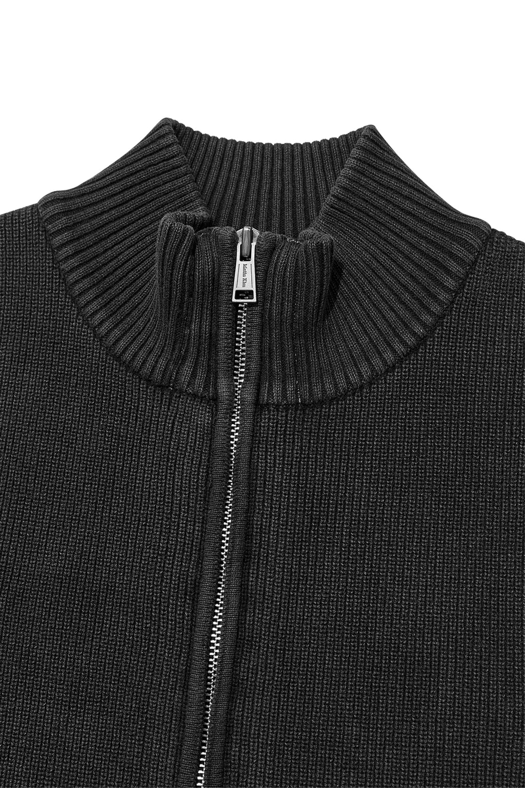 [matinkim] LOGO POINT WASHED KNIT VEST FOR WOMEN IN CHARCOAL