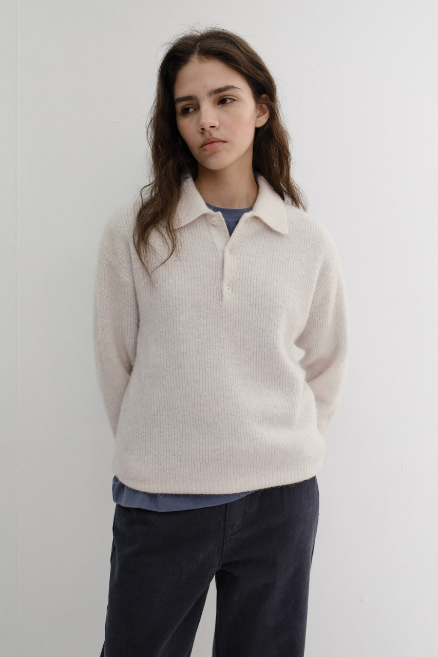 Dunst Unisex Hairy Collared Sweater Ivory