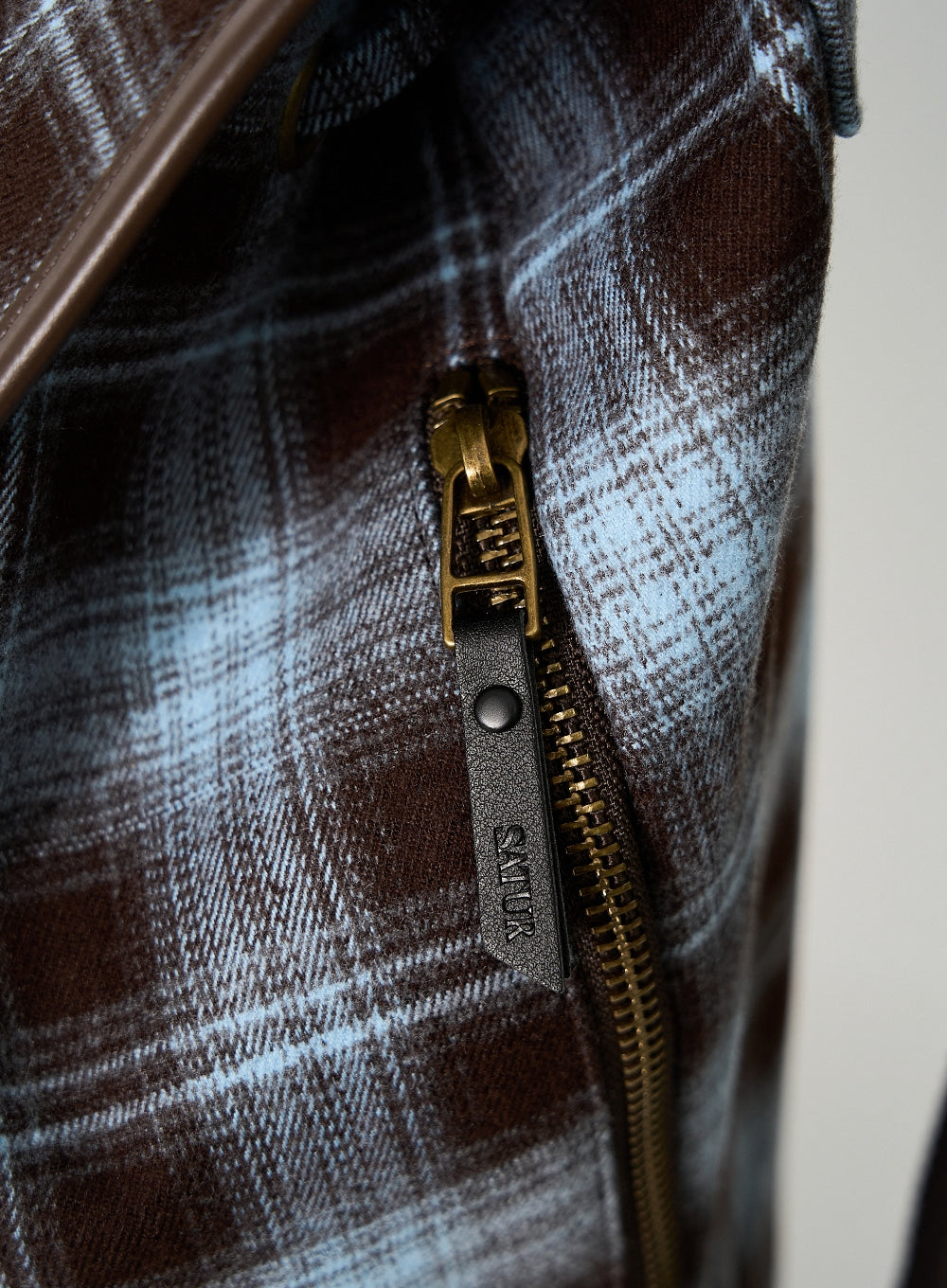 [satur] Check Pattern Pocket Bucket Backpack - Blue