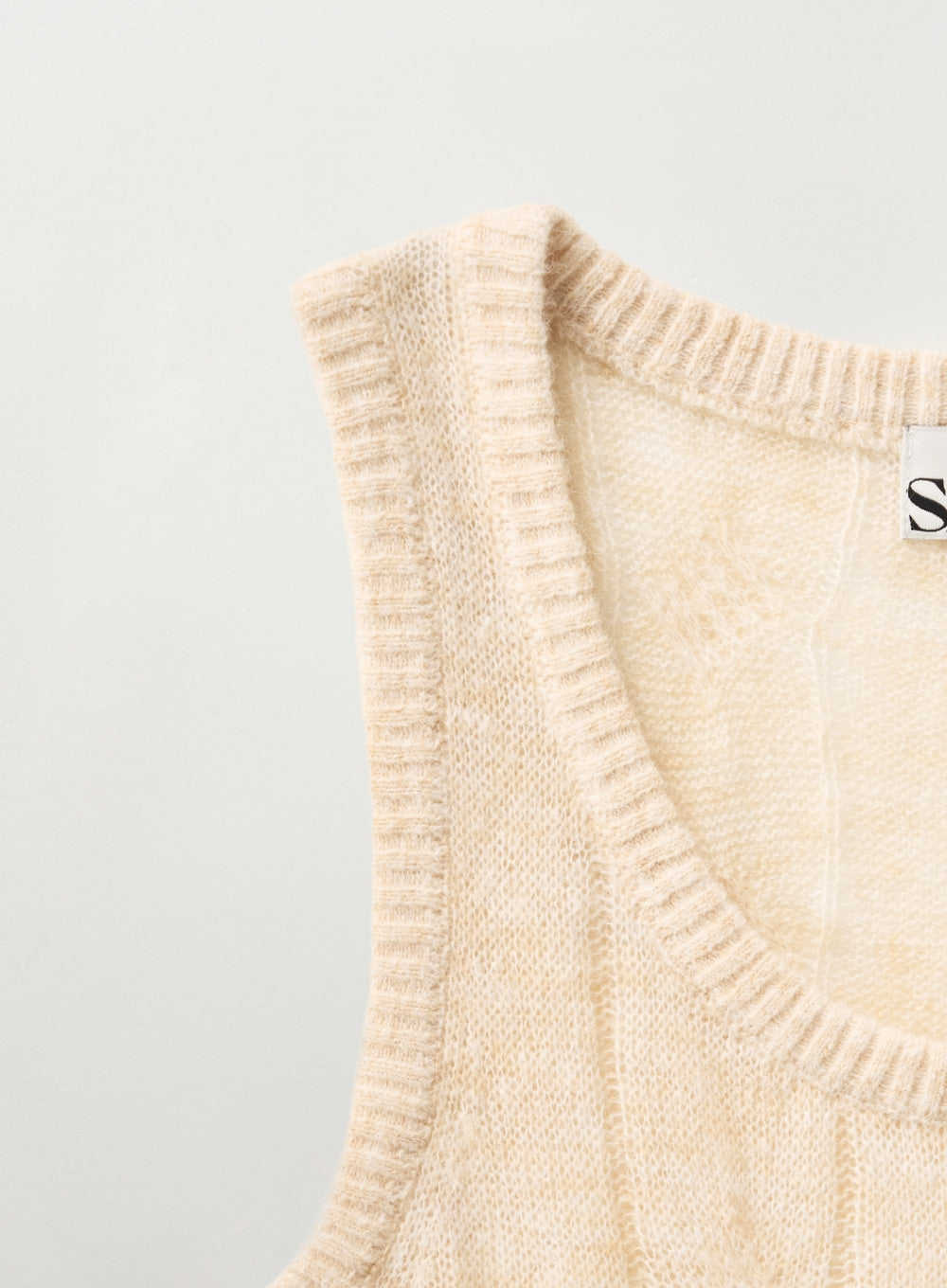 [satur] (W) Mohair Crop Knit Vest - Cream