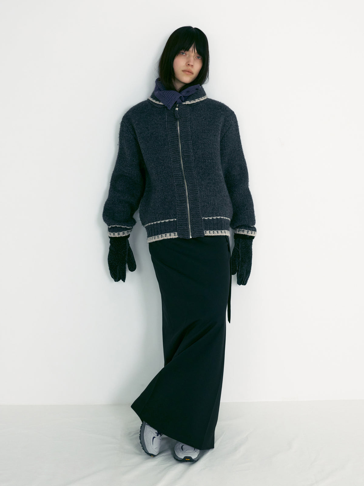 Low Classic Cowichan Wool Knit Cardigan Charcoal
