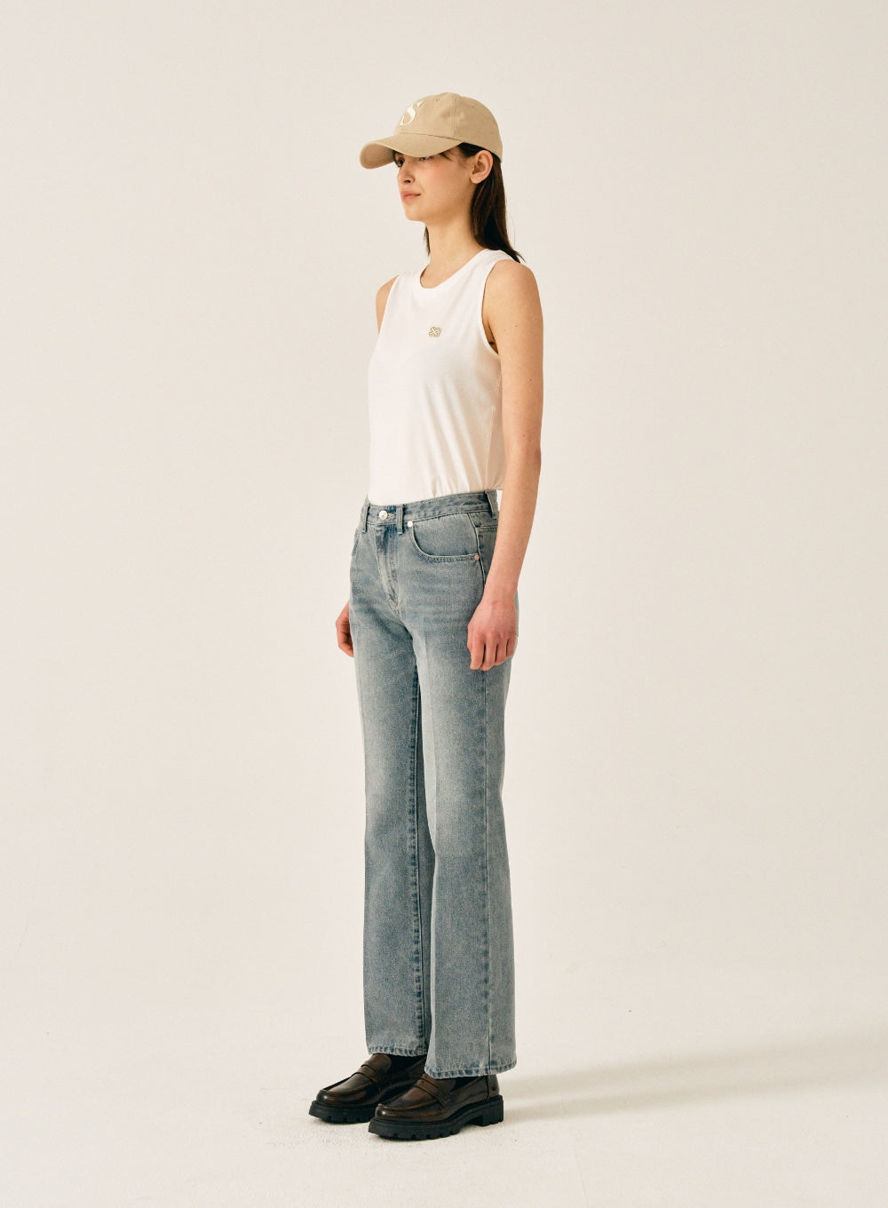 [satur] (W) Ely Flare Denim Pants - Light Washed Blue