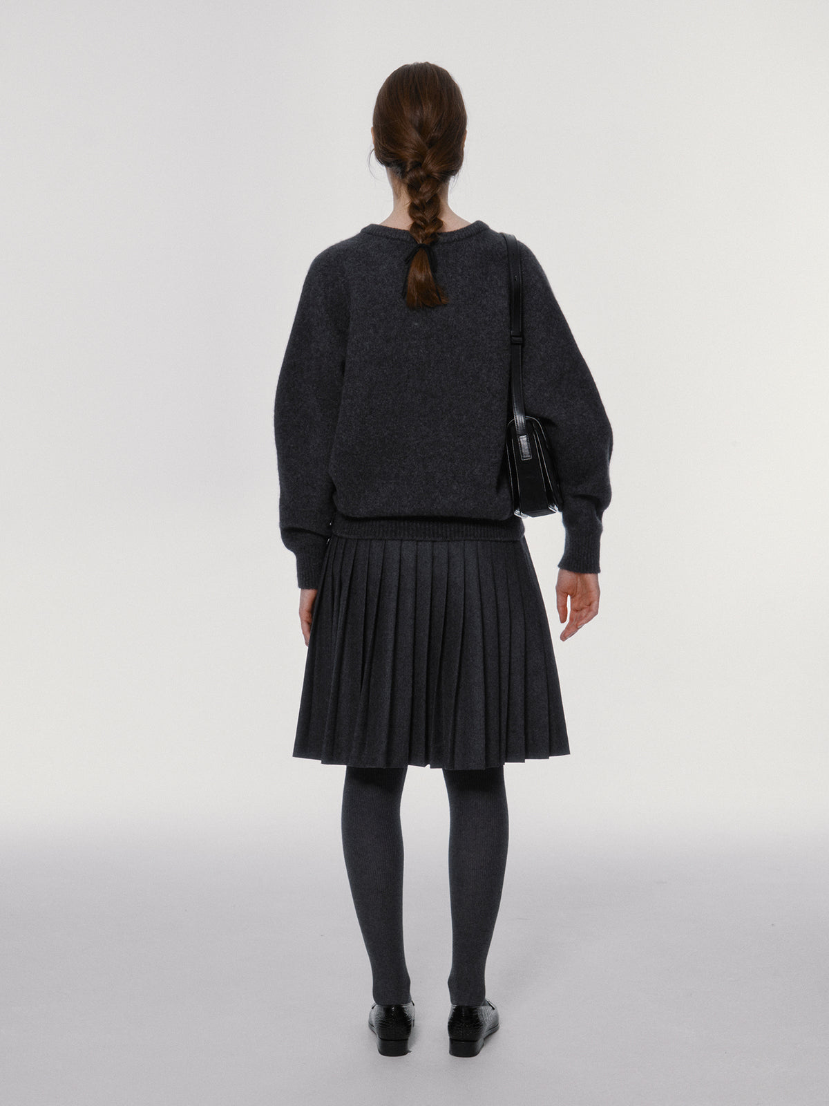 Nothing Written Pound alpaca sweater (Dove)