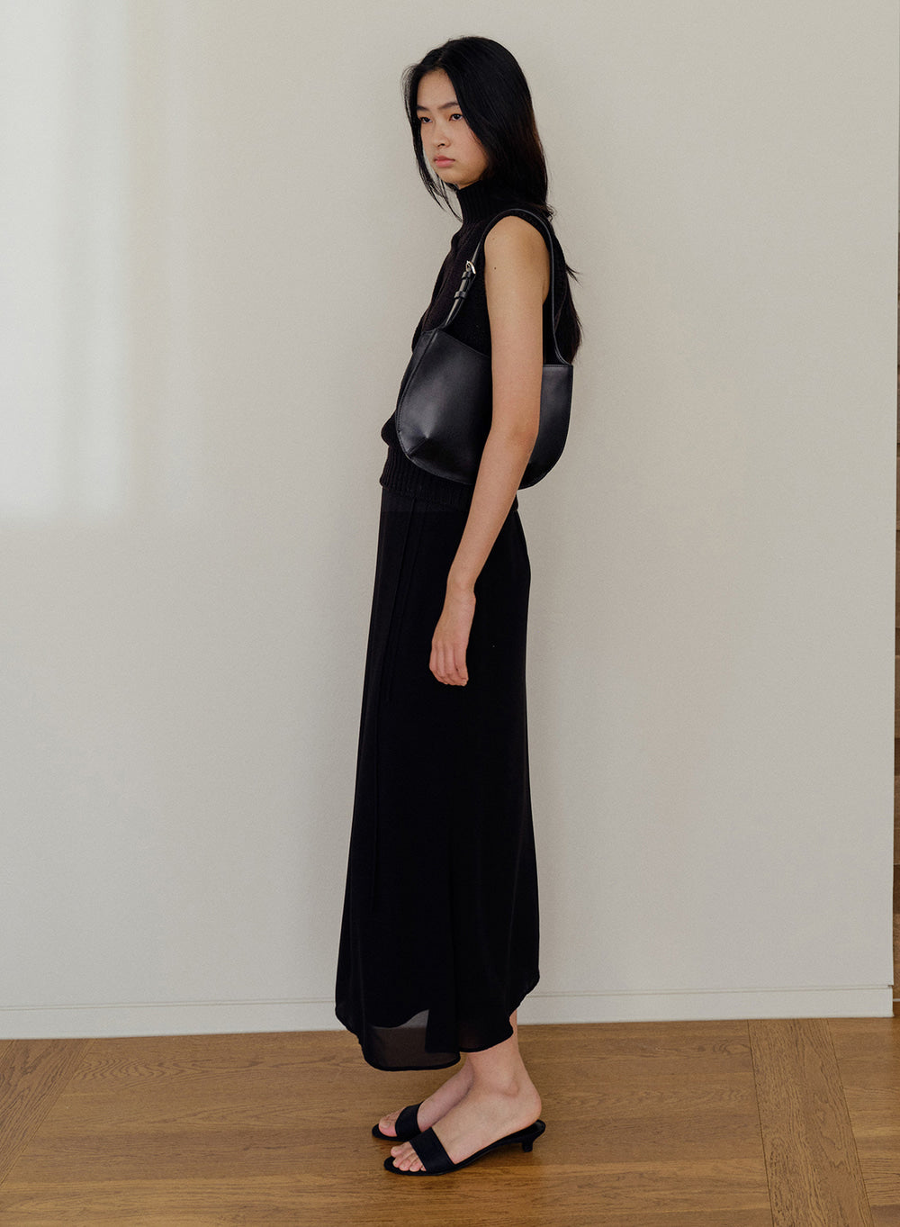 Kindersalmon Lucius Gored Skirt Black