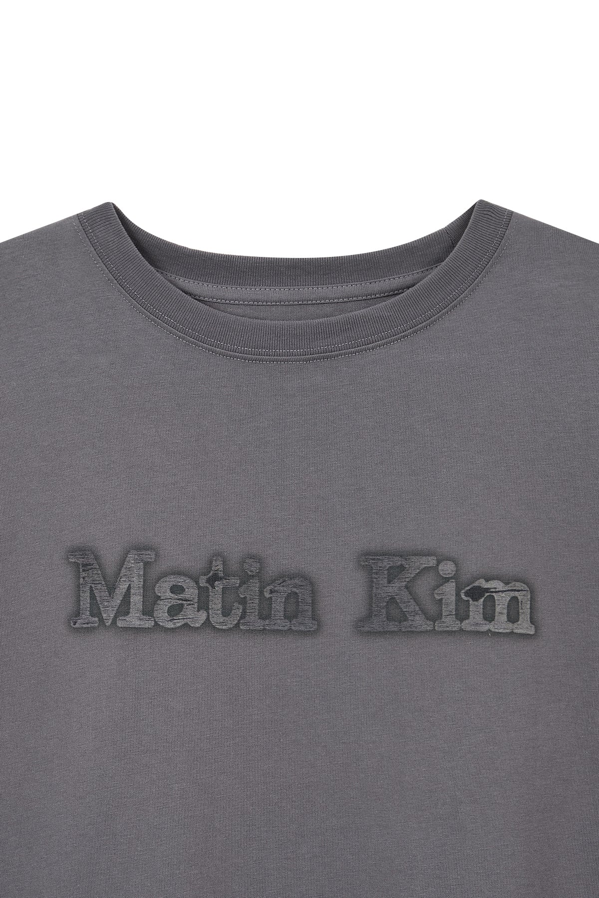 [matinkim] VINTAGE LOGO GRAPHIC TOP IN CHARCOAL
