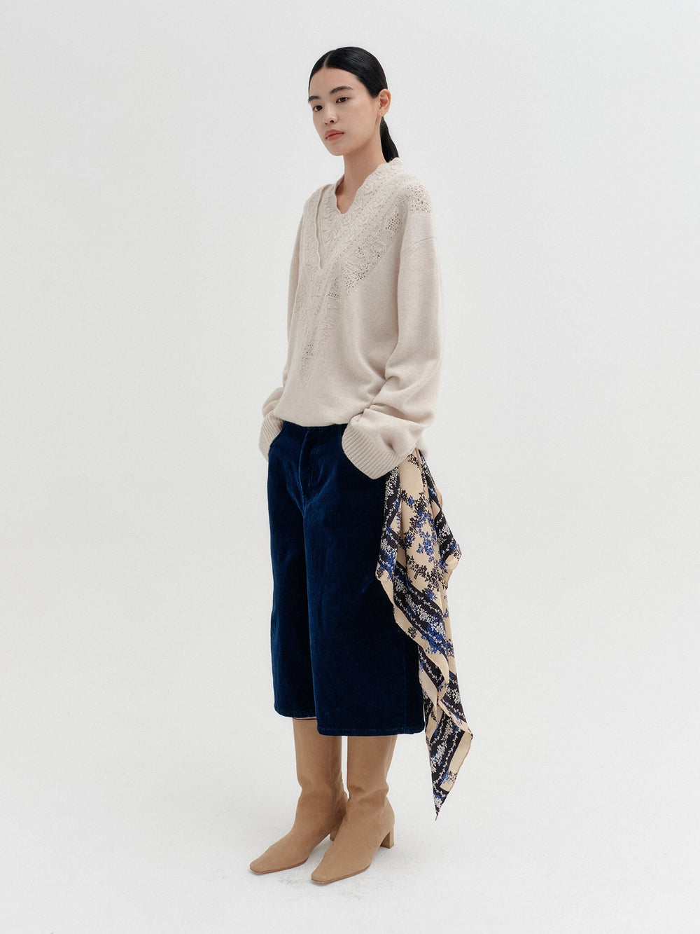 EENK Relaxed Curve Shorts - Navy