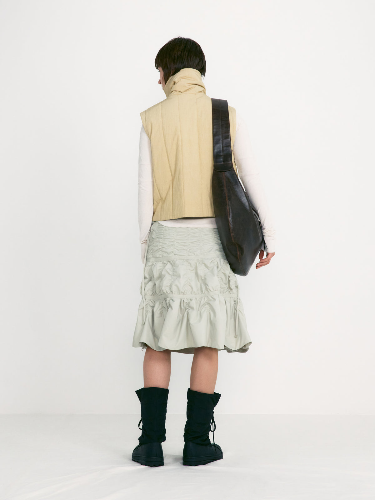 Low Classic Padded Shirring Skirts Light Khaki