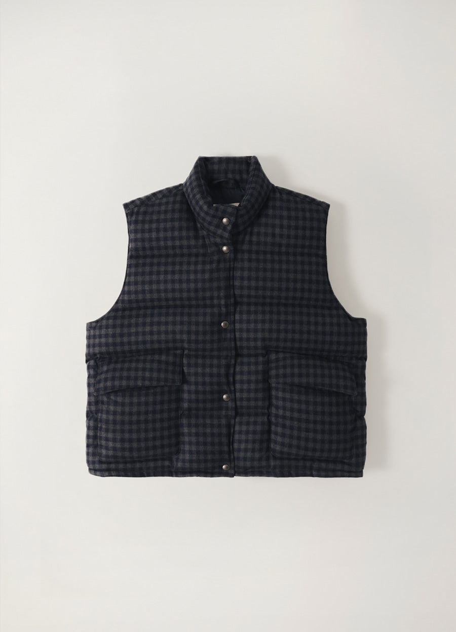 Nothing Written Cropped puffer vest (Hale navy)