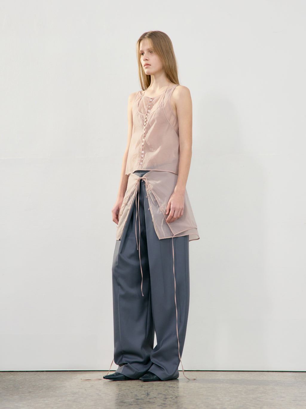 [Low Classic] See-Through Button Loop Skirt_Pink