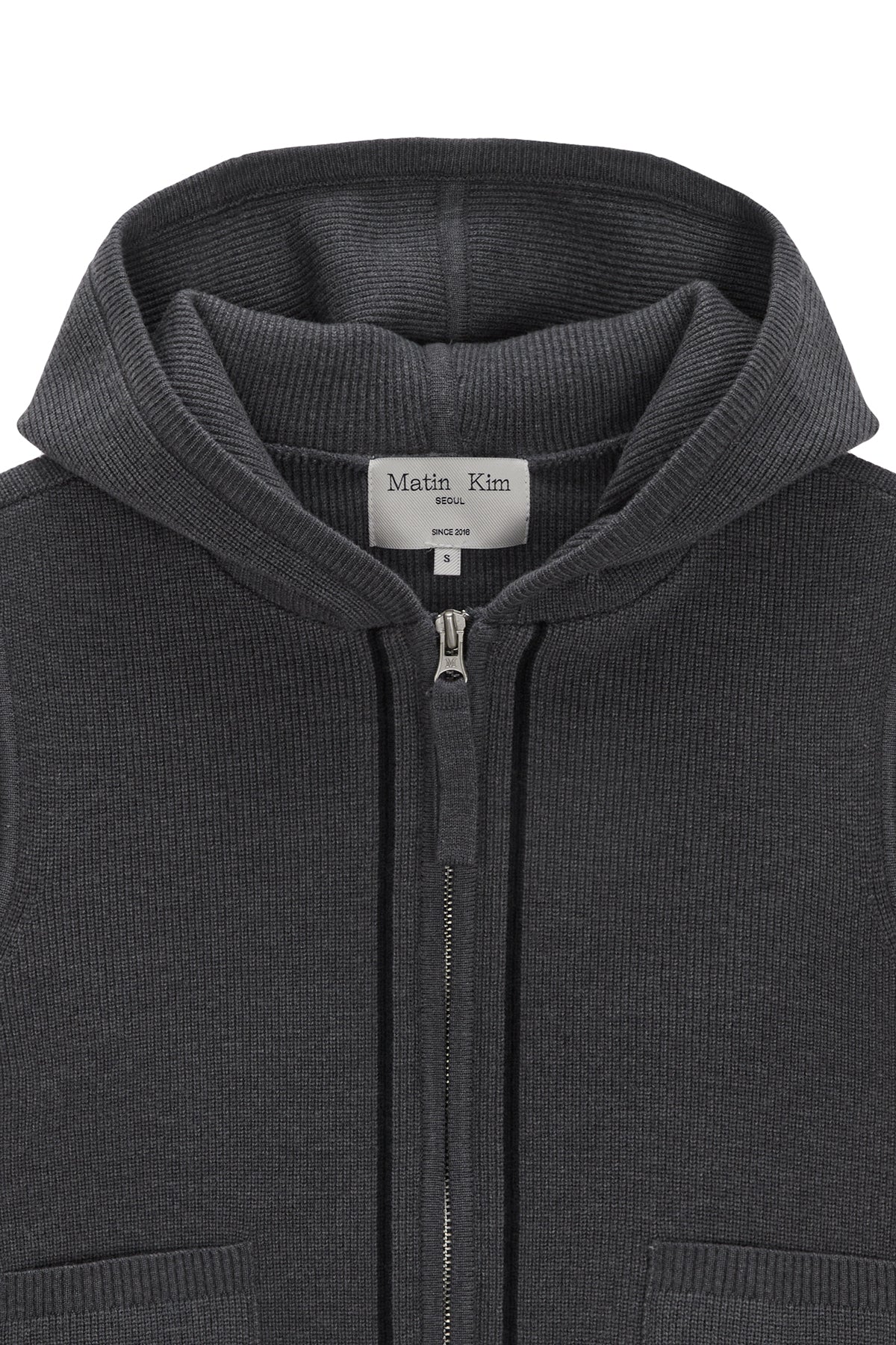 [matinkim] HOODY LOGO KNIT VEST FOR WOMEN IN CHARCOAL